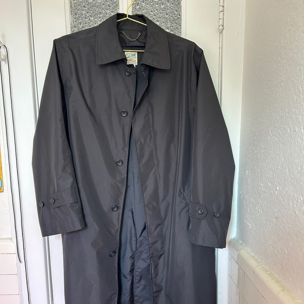 Vintage TravelSmith Black Trench Men's Sz Small (Oversized)